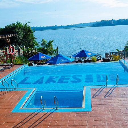 The Lakeside Ентебе Екстериор снимка